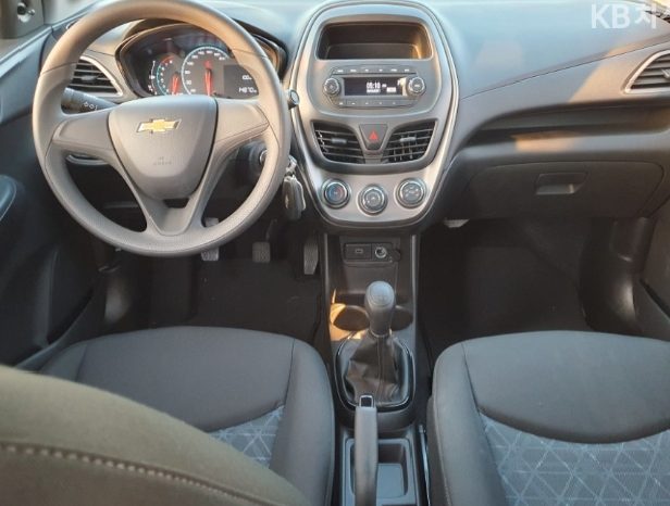 Chevrolet Spark 2022 Gray full